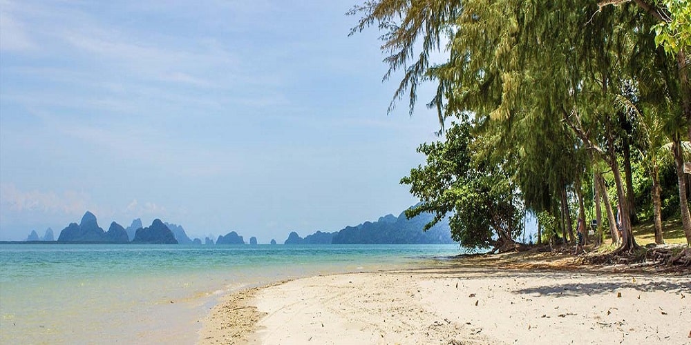 Kala Pathar Beach in Havelock good for Sunbathing