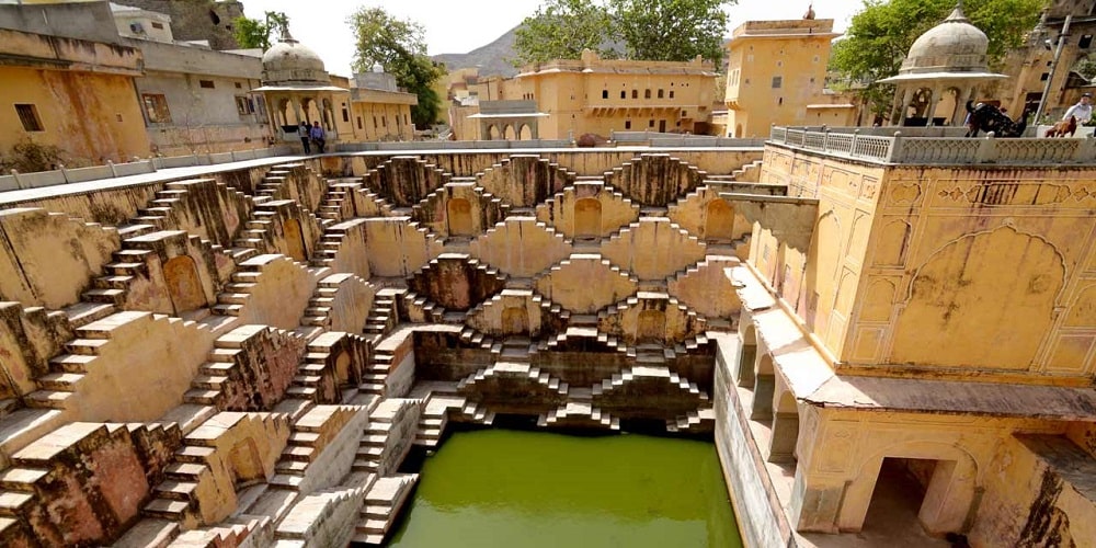 Panna Meena Ka Kund